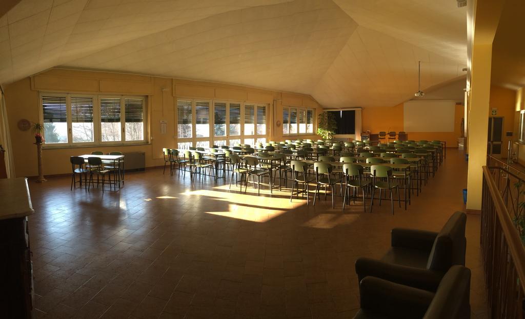 Centro Di Spiritualita Maria Candida Armeno ภายนอก รูปภาพ
