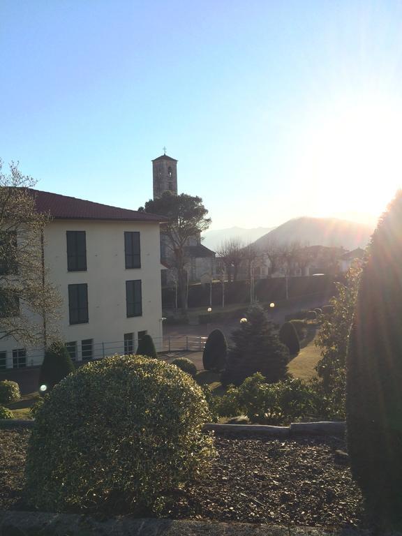 Centro Di Spiritualita Maria Candida Armeno ภายนอก รูปภาพ