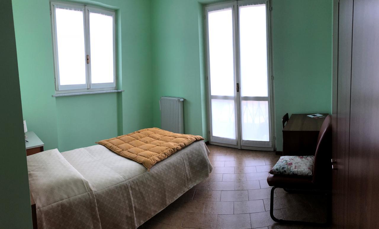 Centro Di Spiritualita Maria Candida Armeno ภายนอก รูปภาพ